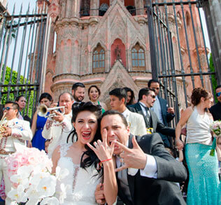 fotos de novios misa